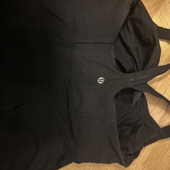 Lululemon tank - Picture 2 of 2